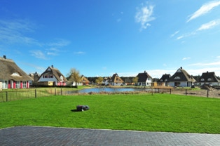 Der Garten des Ferienhaus Seeschwalbe in Fuhlendorf am Bodden der Ostsee